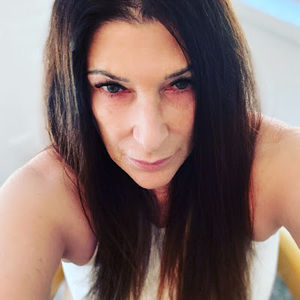 Meet your Posher, Cynthia